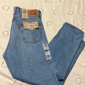 levi’s 501 original cropped jeans size 28x26